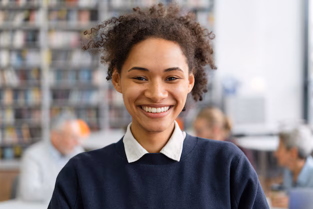 close-up-smiley-woman-library_23-2149204737